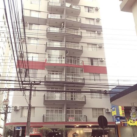 Balneário CamboriúApto Centro Bcアパートメント エクステリア 写真